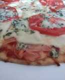 Pizza de jamón york dos quesos