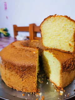 Una foto de Torta de coco esponjosa y húmeda