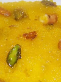 सूजी अनानास (पाइनएप्पल) हलवा (suji Ananas (pineapple) halwa recipe in hindi) रेसिपी मुख्य फोटो