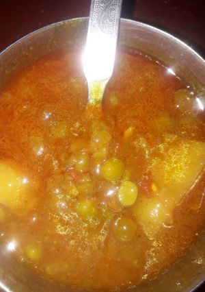 A picture of Aloo matar ki sabji.