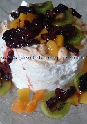 Una foto de Tarta Paulova a mi manera con Thermomix (ligera)