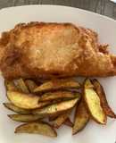 Salmón Frito con Papas Rústicas