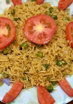 A picture of Mattar pulao.
