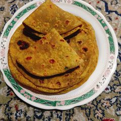 A picture of Methi Thepla.