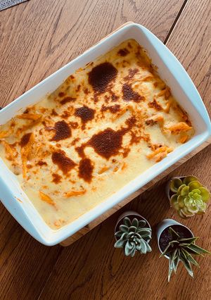 A picture of Macrona Bachamel.
