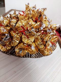 નટ્સ ચોકલૅટ (Nuts chocolate recipe in gujarati) રેસીપી મુખ્ય ફોટો