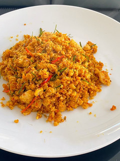 A picture of Kua Kling Pla, Stir Fry Fish with Yellow Curry Paste.