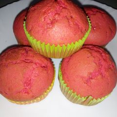 A picture of Red velvet muffins#my Valentine's recipe#author marathon.
