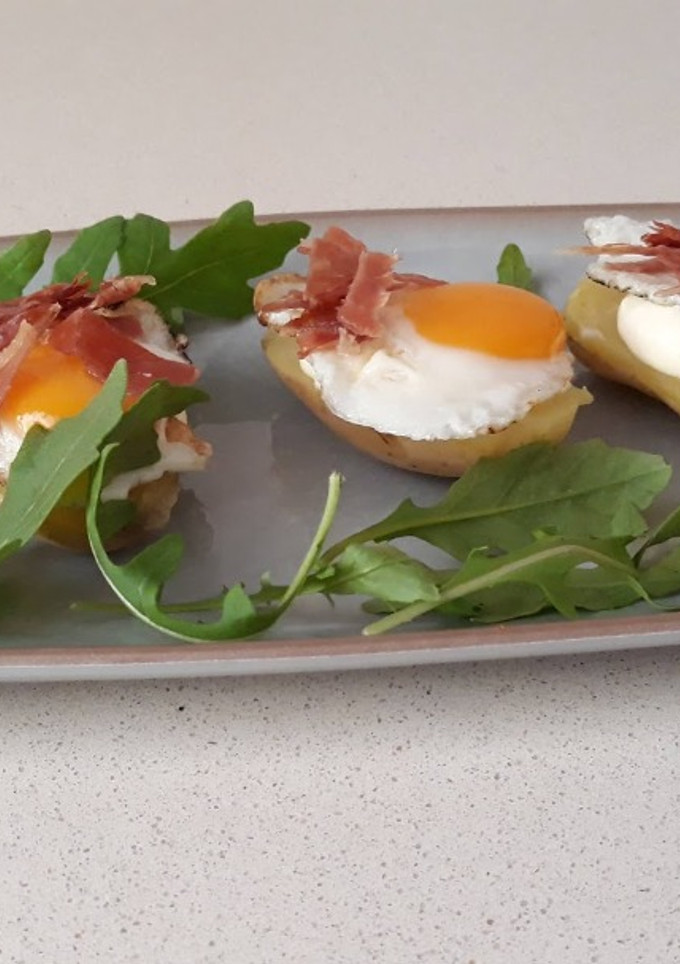 Una foto de Patatitas con huevo