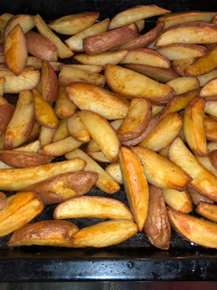 Una foto de Papas al limón y AOVE