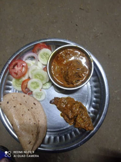 मछली करी (machli curry recipe in Hindi) रेसिपी मुख्य फोटो