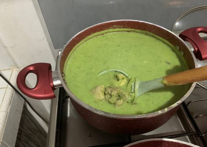 Sup cream brokoli ayam