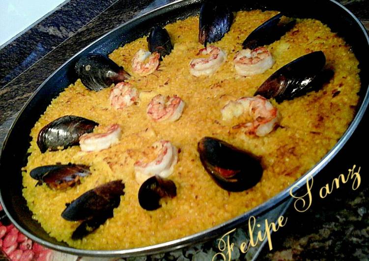 Arroz a banda con mejillones