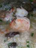 ข้าวต้มเห็ดหอมกุ้งเนื้อ