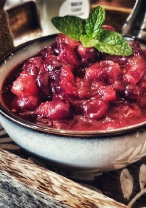 A picture of Holiday Cranberry Sauce.