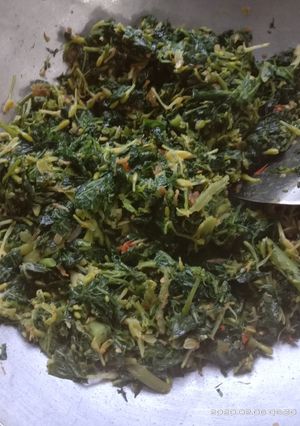 Foto resep Tumis daun pepaya dan bunga pepaya