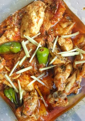 A picture of Shadion wali Chicken Karahi.