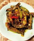 Cá bống cát kho nghệ