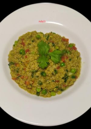 মশালা ওটস উপমা (masala oats upma recipe in Bengali) রেসিপির প্রধান ছবি