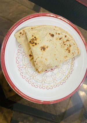 A picture of Roti (Chapati).