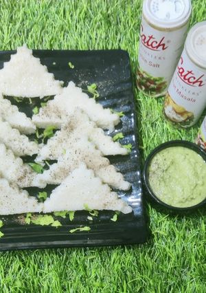 A picture of Khatta Dhokla.