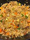 Riz aux légumes et porc effiloché