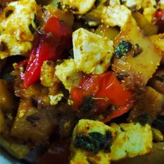 Masala capsicum potatoes with cheese A picture of Masala capsicum potatoes with cheese.