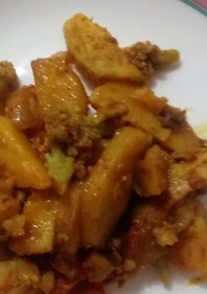 A picture of Aloo gobhi.