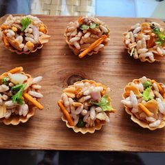 A picture of Bombay mix bhel bites.