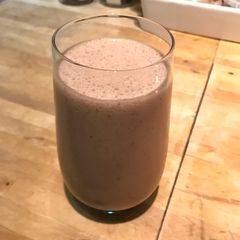 A picture of Banana & Cocoa Smoothie.