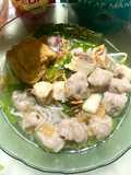 Bakso Ayam tetelan daging,gajih dan tahu bakso