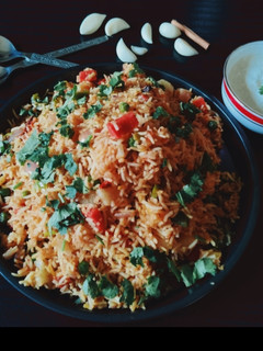 અવધી વેજ પુલાવ (Awadhi Veg Pulao Recipe In Gujarati) રેસીપી મુખ્ય ફોટો