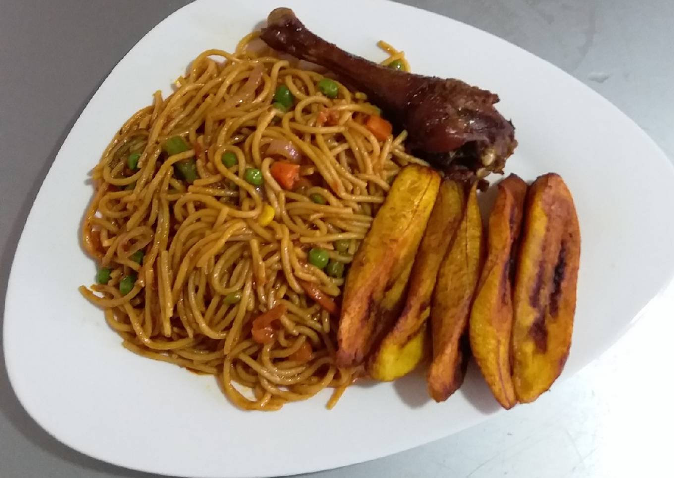 Spaghetti Jollof