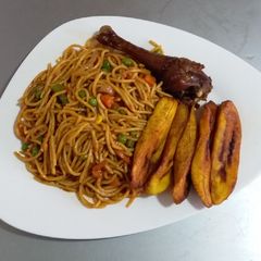 A picture of Spaghetti Jollof.