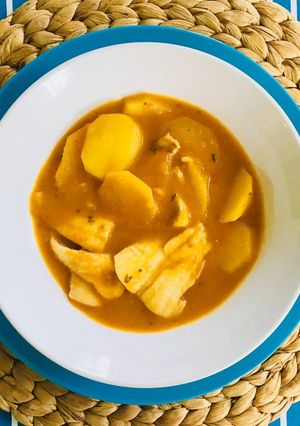 Una foto de Guiso de lenguado y patata! 🐟🥔