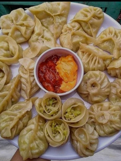 मोमोज (momos recipe in Hindi) रेसिपी मुख्य फोटो