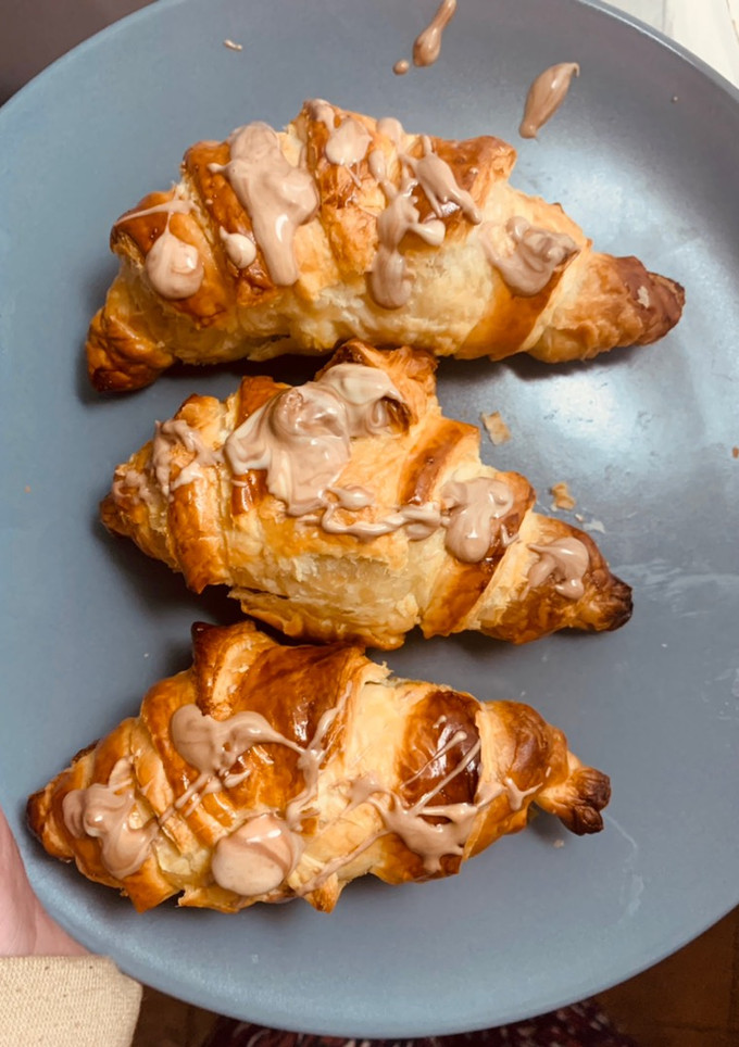 Una foto de Croissant de Kinder Bueno