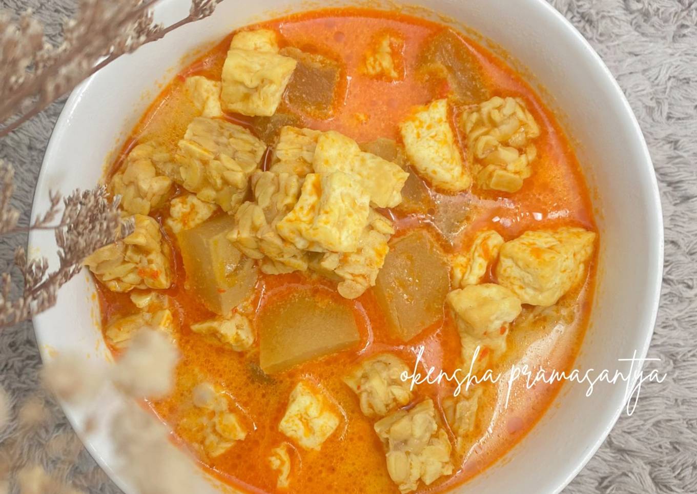 Lontong Sayur / Sayur Cecek Tahu Tempe