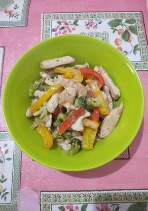Foto resep Ayam Brokoli saus Wijen