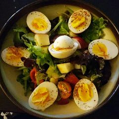 A picture of Egg salad.