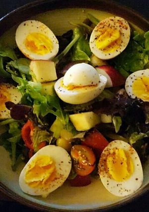 A picture of Egg salad.