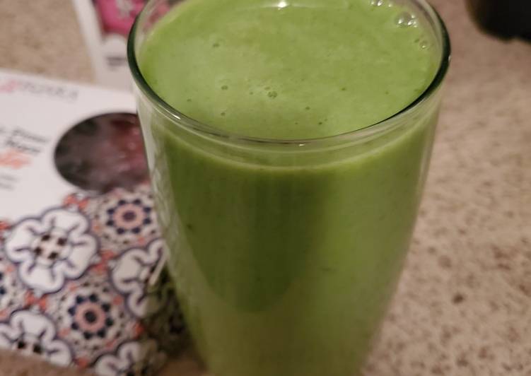 Recipe of Speedy Whole Foods Green Smoothie