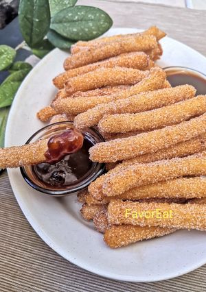 Churros, csokis karamellel recept fotója