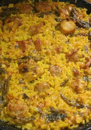 Foto principal de Arroz campero🙄con conejo, butifarra y trigueros