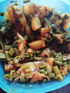 ஸ்பிரிங் வெங்காயம் சப்ஜி செய்முறை முக்கிய புகைப்படம்