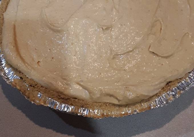 No Bake Pumpkin Cream Pie