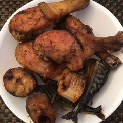 A picture of Fried chicken and fish.