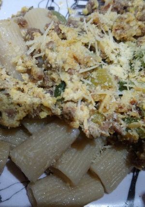 Una foto de Fideos Mostachol salteados con Zapallitos verdes