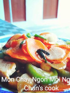 Hình của món Mướp xào thập cẩm.