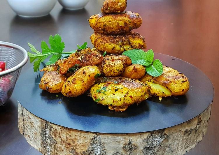 Steps to Prepare Any-night-of-the-week Aloo Tuk